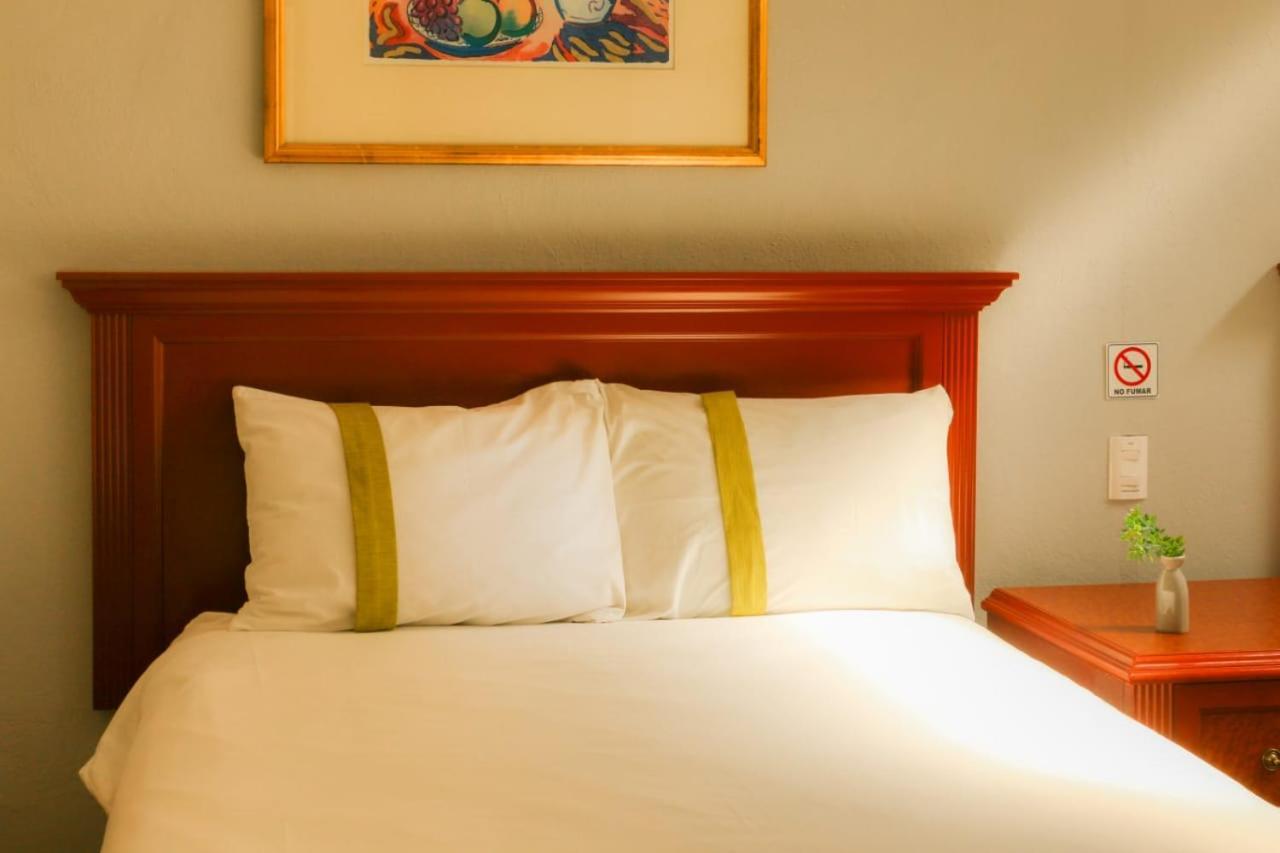 Suites Bajío León Exterior foto